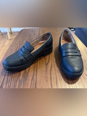 Naturalizer Lug Sole Soul Nova Loafers